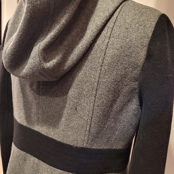 Coat/jacket - Picture 6 of 10